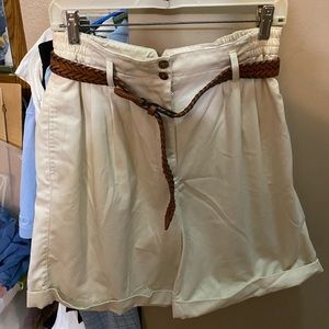 Karen Scott Dressy Shorts Size 18